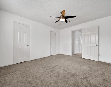 9411 Roos Road - Photo Thumbnail 31