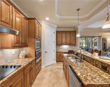 9234 Veneto Place - Photo Thumbnail 13