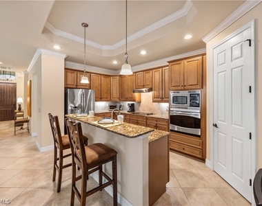 9234 Veneto Place - Photo Thumbnail 14