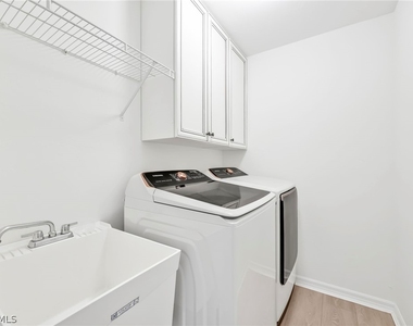 8924 Ventura Way - Photo Thumbnail 31