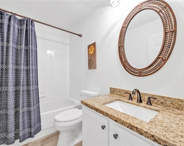 8924 Ventura Way - Photo Thumbnail 20