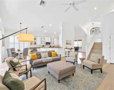 8924 Ventura Way - Photo Thumbnail 4