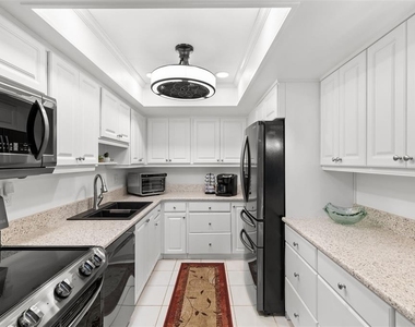 3143 37th Lane S - Photo Thumbnail 10