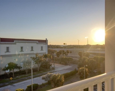 3315 58 Avenue S - Photo Thumbnail 12