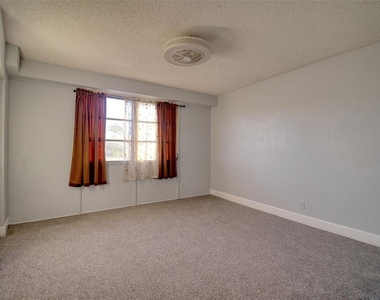 3315 58 Avenue S - Photo Thumbnail 13