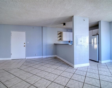 3315 58 Avenue S - Photo Thumbnail 8