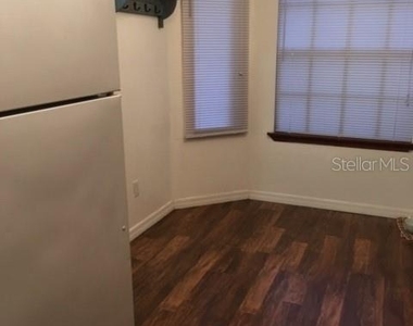 1712 Sw 67th Terrace - Photo Thumbnail 5