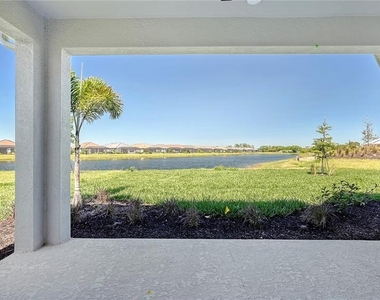 16139 Isola Place - Photo Thumbnail 10