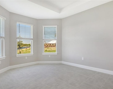 16139 Isola Place - Photo Thumbnail 27