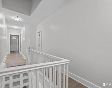 25 Whittier Street - Photo Thumbnail 6