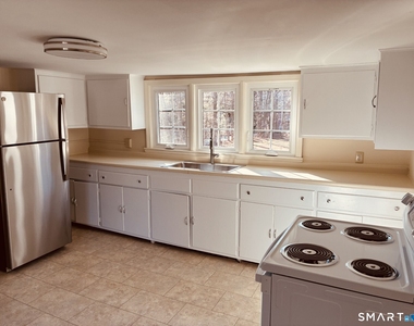 92a Huntingtown Road - Photo Thumbnail 5