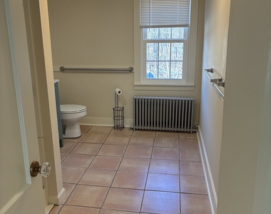 92a Huntingtown Road - Photo Thumbnail 17