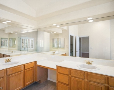 2120 Waterbury Lane - Photo Thumbnail 38