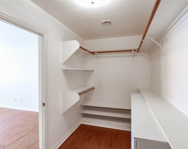 2120 Waterbury Lane - Photo Thumbnail 34