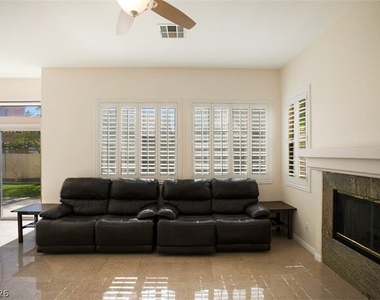 2120 Waterbury Lane - Photo Thumbnail 17