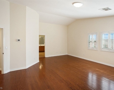 2120 Waterbury Lane - Photo Thumbnail 31