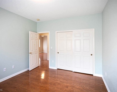 2120 Waterbury Lane - Photo Thumbnail 29