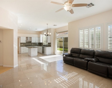 2120 Waterbury Lane - Photo Thumbnail 16