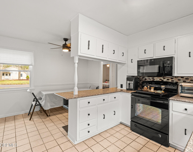 456 Harnell Avenue - Photo Thumbnail 11