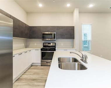 1312 Creekbank Drive - Photo Thumbnail 1