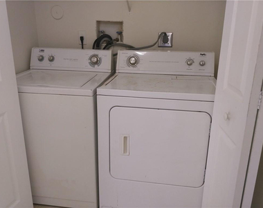 705 Nw 91st Terrace - Photo Thumbnail 8