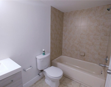 705 Nw 91st Terrace - Photo Thumbnail 6