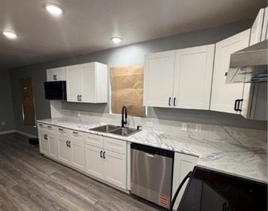 1300 N 2nd Street - Photo Thumbnail 9