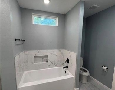 1300 N 2nd Street - Photo Thumbnail 10
