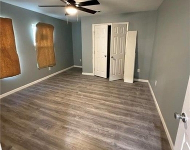 1300 N 2nd Street - Photo Thumbnail 18