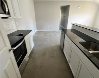 1200 N 8th Street - Photo Thumbnail 11