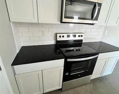 1200 N 8th Street - Photo Thumbnail 12