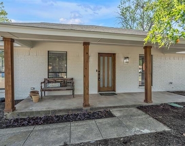 2611 Boulder Drive - Photo Thumbnail 3