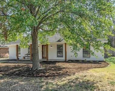 2611 Boulder Drive - Photo Thumbnail 1