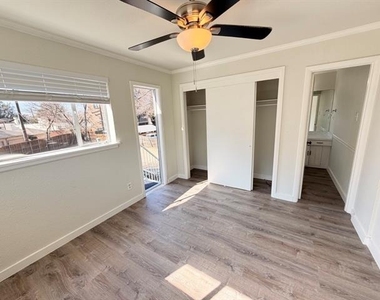 4115 Douglas Avenue - Photo Thumbnail 7