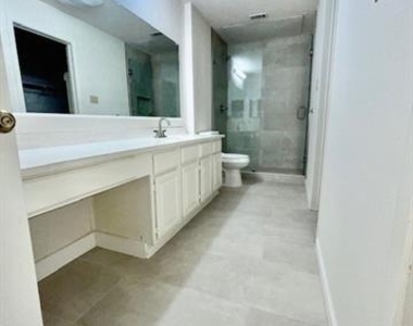 3140 Devonshire Drive - Photo Thumbnail 20