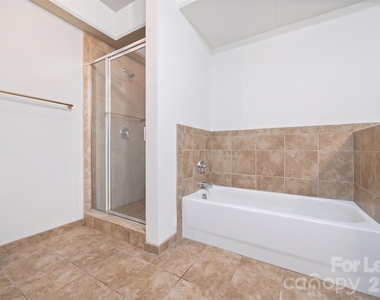 715 N Graham Street - Photo Thumbnail 23