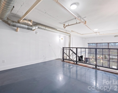 715 N Graham Street - Photo Thumbnail 17