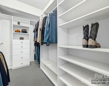 715 N Graham Street - Photo Thumbnail 21