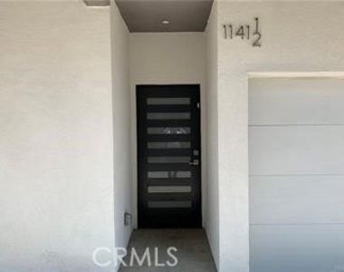 1141 1/2 Irolo - Photo Thumbnail 1