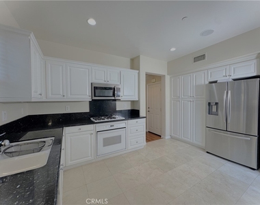 38 Gardenpath - Photo Thumbnail 18