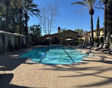 38 Gardenpath - Photo Thumbnail 4