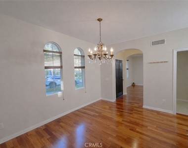 38 Gardenpath - Photo Thumbnail 14