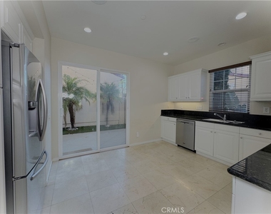 38 Gardenpath - Photo Thumbnail 19