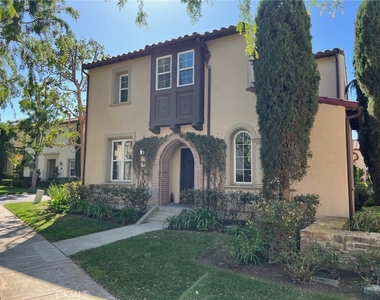 38 Gardenpath - Photo Thumbnail 1