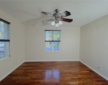 38 Gardenpath - Photo Thumbnail 11