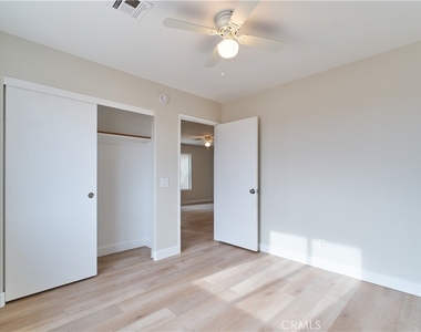 1286 Arctic Avenue - Photo Thumbnail 20