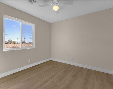 1341 Beach Club Drive - Photo Thumbnail 13