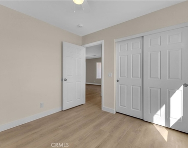 1341 Beach Club Drive - Photo Thumbnail 14