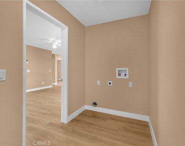 2867 Stardust Avenue - Photo Thumbnail 25
