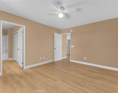 2867 Stardust Avenue - Photo Thumbnail 15